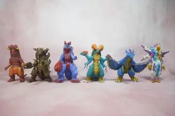 울트라 괴수 시리즈 DX 괴수 소프트 비닐 6체 세트