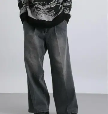 새상품급 HARE 배기 플레어 데님 사이즈 M