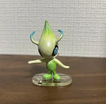 몽코레 세레비 메탈릭 버전