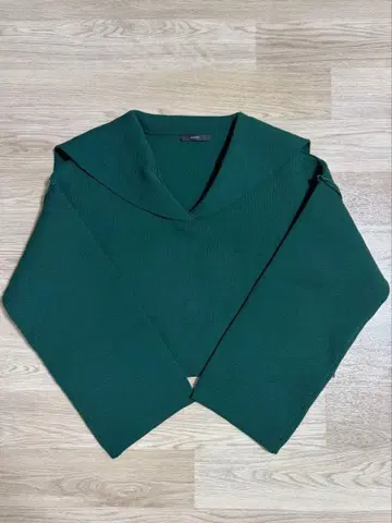 EMODA 다크 그린 세일러 카라 니트 F