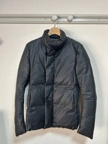 ATTACHMENT 스탠드 카라 다운 자켓 사이즈 1