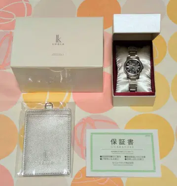 새상품, 미사용 세이코 루키아 정품 SSQV081 전파 솔라 SEIKO