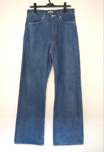 AURALEE22ss SELVEDGE FADED LIGHT DENIM 3