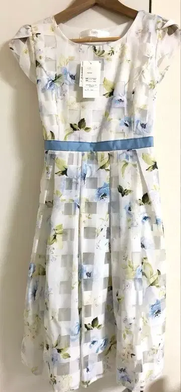 Tocco closet 플라워 꽃무늬 스카이블루 색스 시스루 원피스