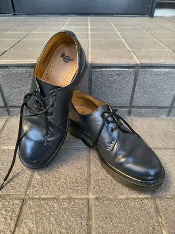 닥터마틴 3홀 네이비