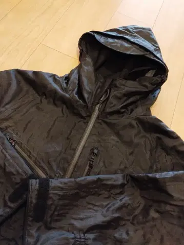 희귀 초레어 rebirth 리버스 NADA. 나다 마운틴 파카