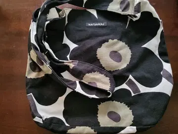 마리메꼬 우니코 패턴 숄더백