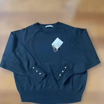 택 포함 새상품*SIMPLICITE*블랙*니트*골드 버튼*브로치 포함