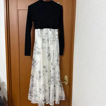 새상품급 MERCURYDUO 플라워 도킹 코르셋 니트 원피스 끈 없음