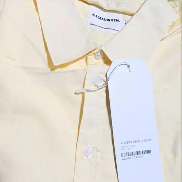 익명 배송 새상품 올 시즌 아이템 담은 옐로우 컬러 긴팔 셔츠 XL