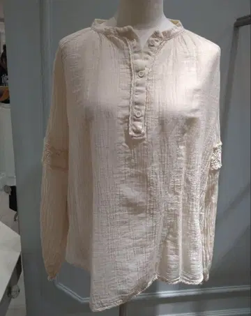 아모르카프리스 블라우스 택 포함 미사용 새상품