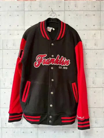 프랭클린 바시티 자켓 블랙 레드 EST.1919