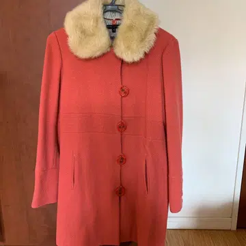 MARC BY MARCJACOBS 코트