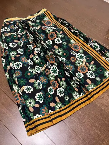 플라워 프린트 플레어 스커트