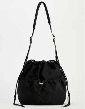 ZARA 나일론 버킷 백