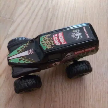 몬스터잼 그레이브디거