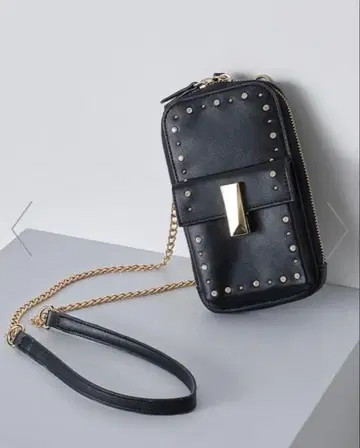 셀포드 비쥬 스터드 멀티 숄더 택 포함 새상품 블랙