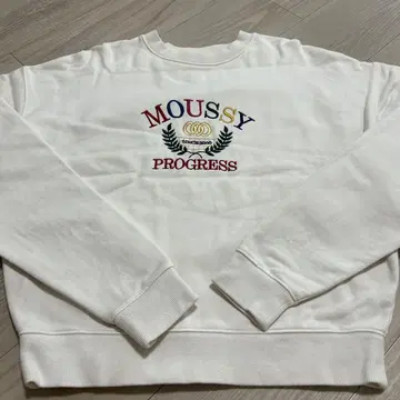 MOUSSY 자수 장식 화이트 트레이닝복