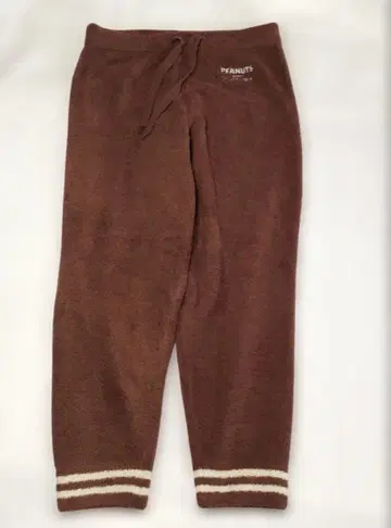 미사용 GELATOPIQUE x peanuts 모코모코 롱 팬츠