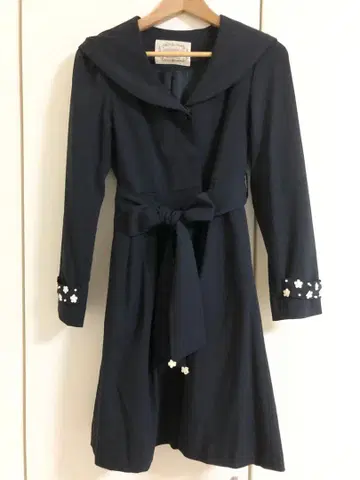 LODISPOTTO 코트 꽃 네이비 로디스포토