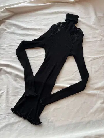 HANRO 리브 터틀넥 울 x 레이스 고급 이너 블랙 XS