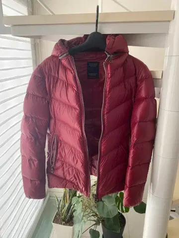 프렌치 다운 와인 레드 다운 자켓