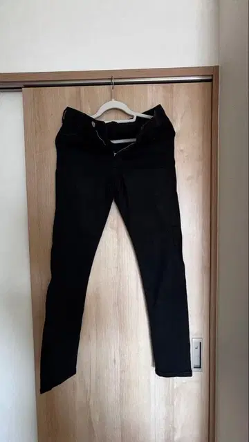 [1] LIDNM 블랙 데님 팬츠 black 스키니 타입