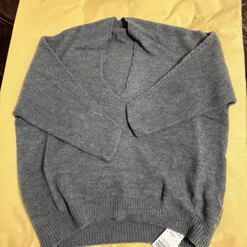 택 포함 새상품 IENA 깊은 V넥 울 100% 스웨터