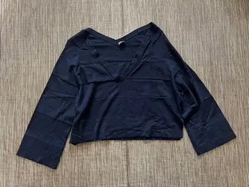 질 샌더 릴렉스 귀여운 네이비 스웨터