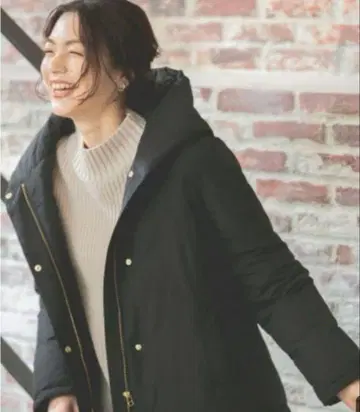 글로벌 워크 우츠쿠 실루엣 다운