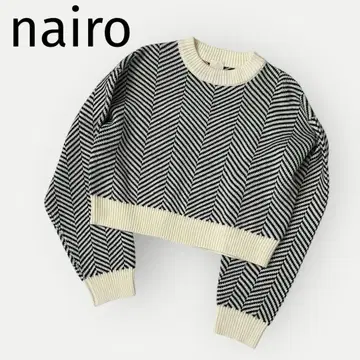나이로 크롭 헤링본 니트 루즈핏