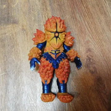 러그스톤 2001 울트라맨 괴수 피규어