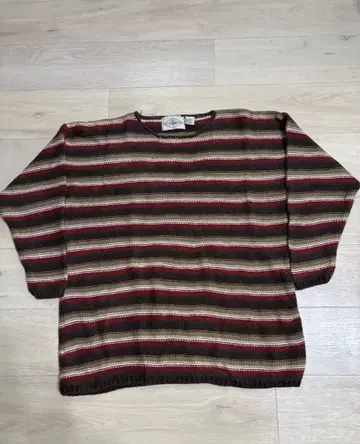 B.MOSS 보트넥 니트