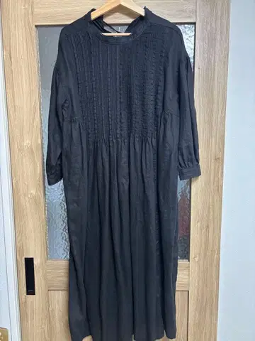 bulle de savon 린넨 핀턱 원피스