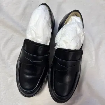 블랙 가죽 로퍼 중간 힐