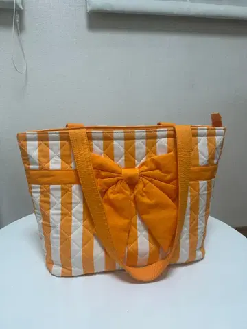 NaRaYa 리본 포함 오렌지 스트라이프 토트백