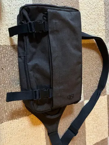 블랙 숄더백 2컴파트먼트