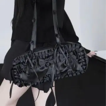 Chuclla 새틴 리본 프릴 미니 보스턴 백