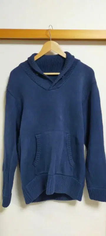 68&브라더스 숄카라 맨투맨 니트 사이즈 M