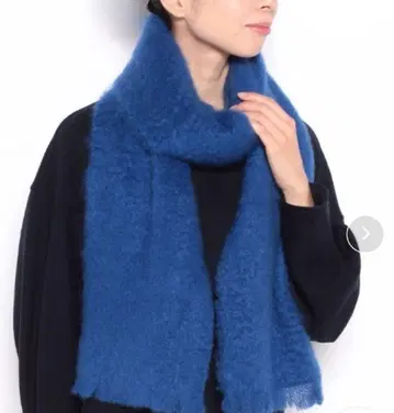 [ 새상품 ] 알아바일 EZCARAY 모헤어 머플러 블루 파랑