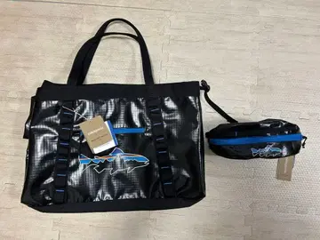 새상품 Patagonia 블랙홀 토트백 61l 큐브 S