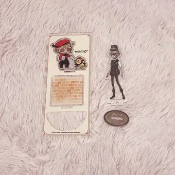 제5인격 2주년 진수 아크릴 스탠드 키링 집배원 세븐일레븐