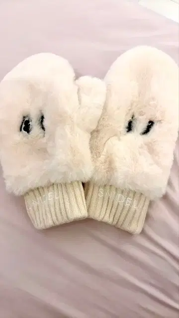 SNIDEL 퍼 니트 미튼