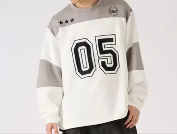 화이트/그레이 트레이닝복