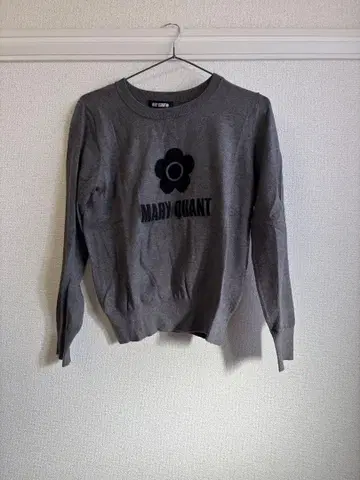 마리콴트 로고 니트 그레이