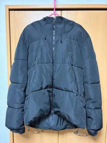 ZARA 후드 부착 다운 자켓 블랙
