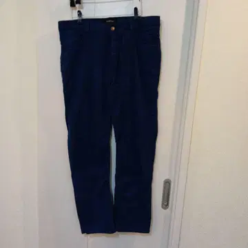 [ 새상품급 ] Ermenegildo Zegna 네이비 치노 팬츠