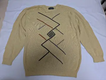 컨디션 최상!! [ TUNDRA ] XL 베이지 지그재그 니트 스웨터