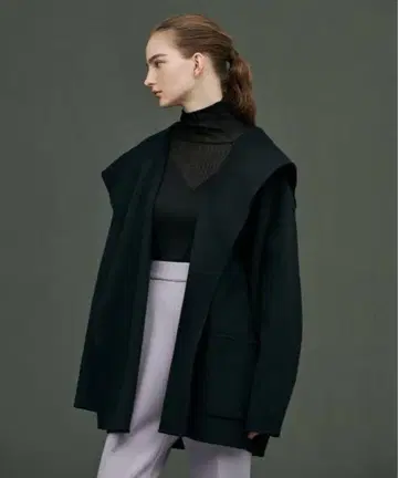 uncrave* 항균 리버 후데트 숏코트