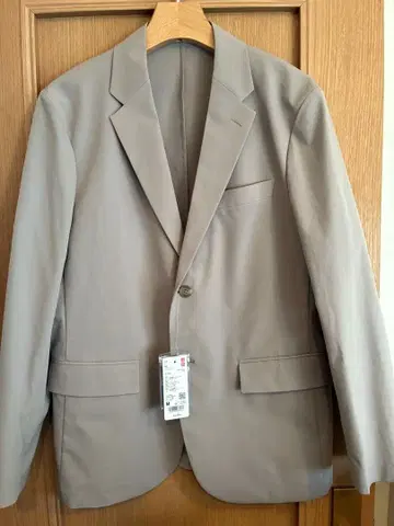 UNIQLO 베이지 비즈니스 자켓 M